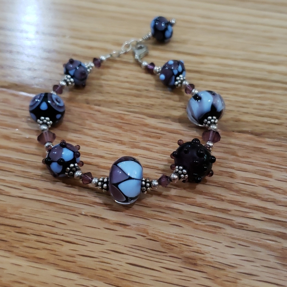 Amethyst and purple beads bracelet